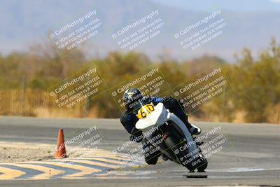 media/Apr-17-2022-CVMA (Sun) [[f474cfa795]]/Race 14 500 Supersport-350 Supersport (Holeshot)/